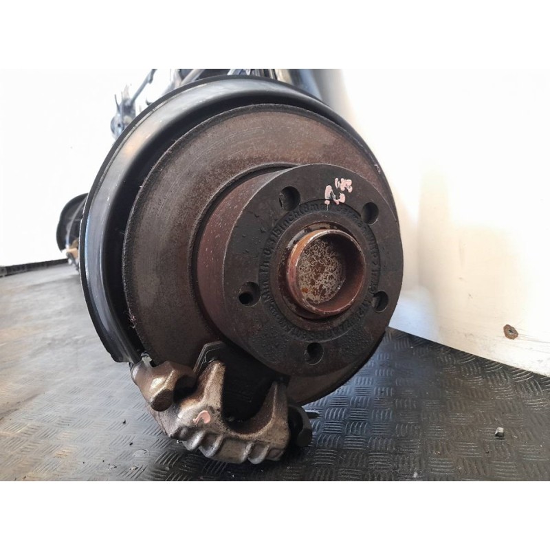 Recambio de puente trasero para volkswagen passat berlina (3b2) comfortline referencia OEM IAM - Blanco 5