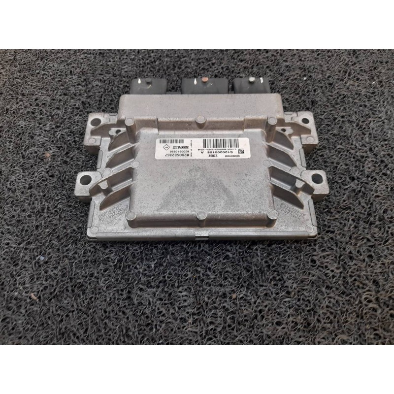 Recambio de centralita motor uce para renault clio iii style referencia OEM IAM 8200522357 8200510536 S120200105A
