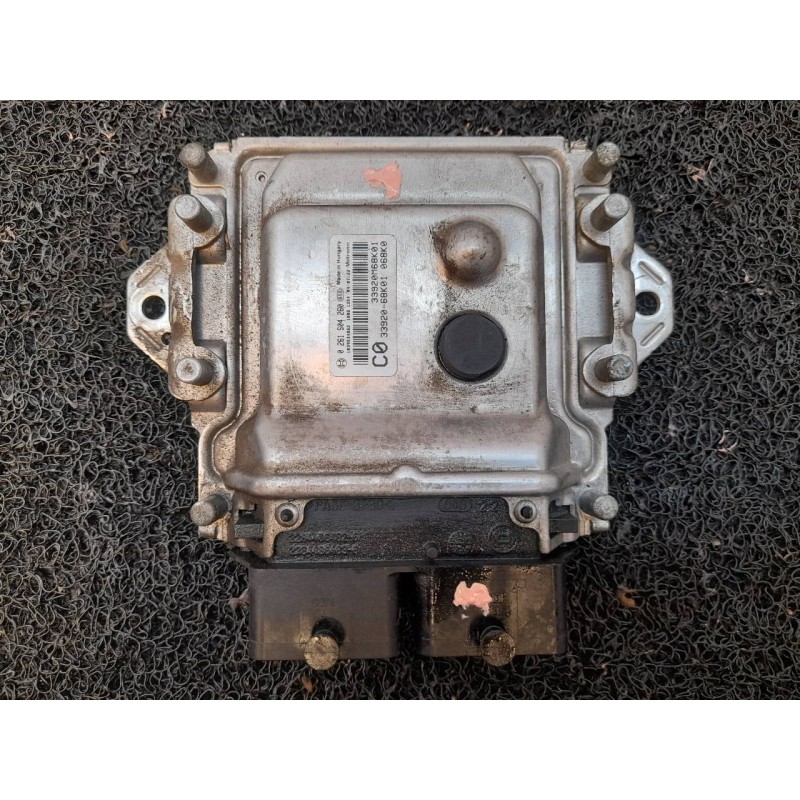 Recambio de centralita motor uce para suzuki alto amf 310 glx referencia OEM IAM 0261S04260 33920M68K01 BOSCH 2