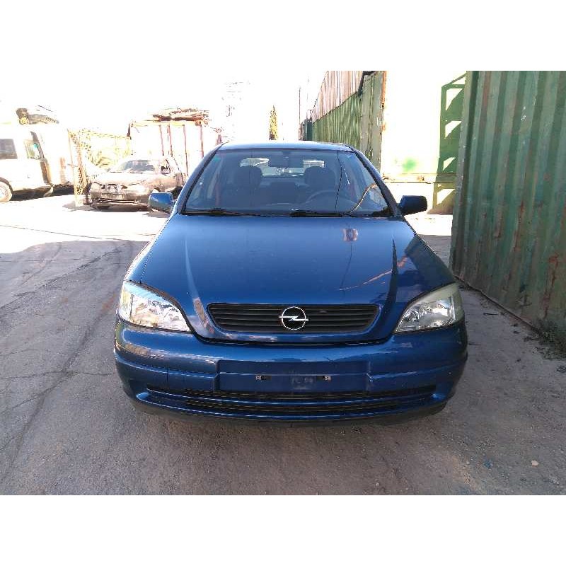 opel astra g berlina del año 2002