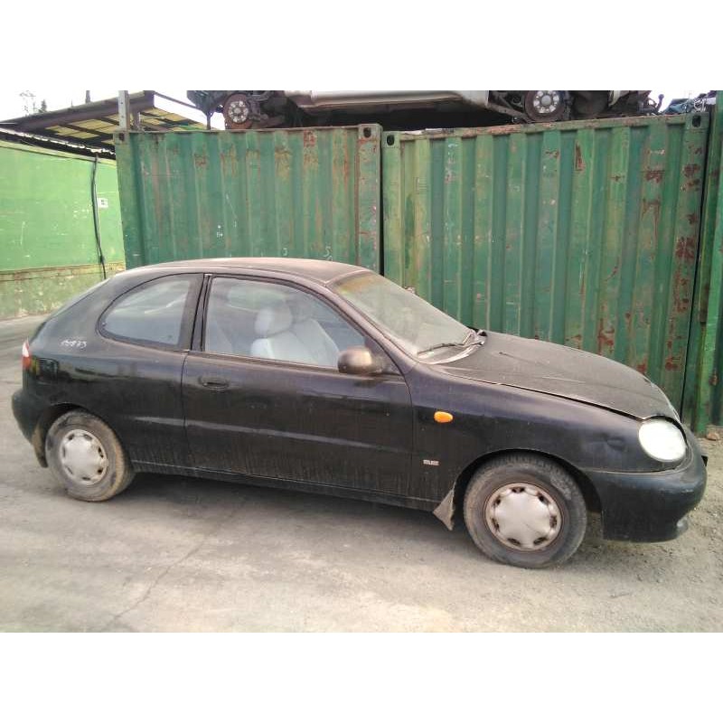 daewoo lanos del año 1999