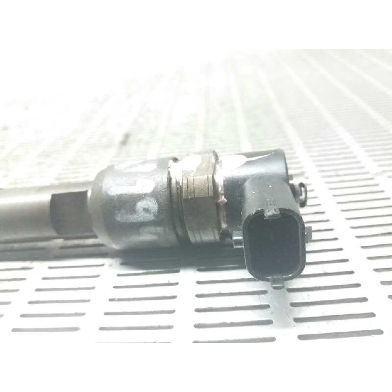 Recambio de inyector para hyundai i30 1.6 crdi cat referencia OEM IAM 0445110320 338002A900 - Negro 2