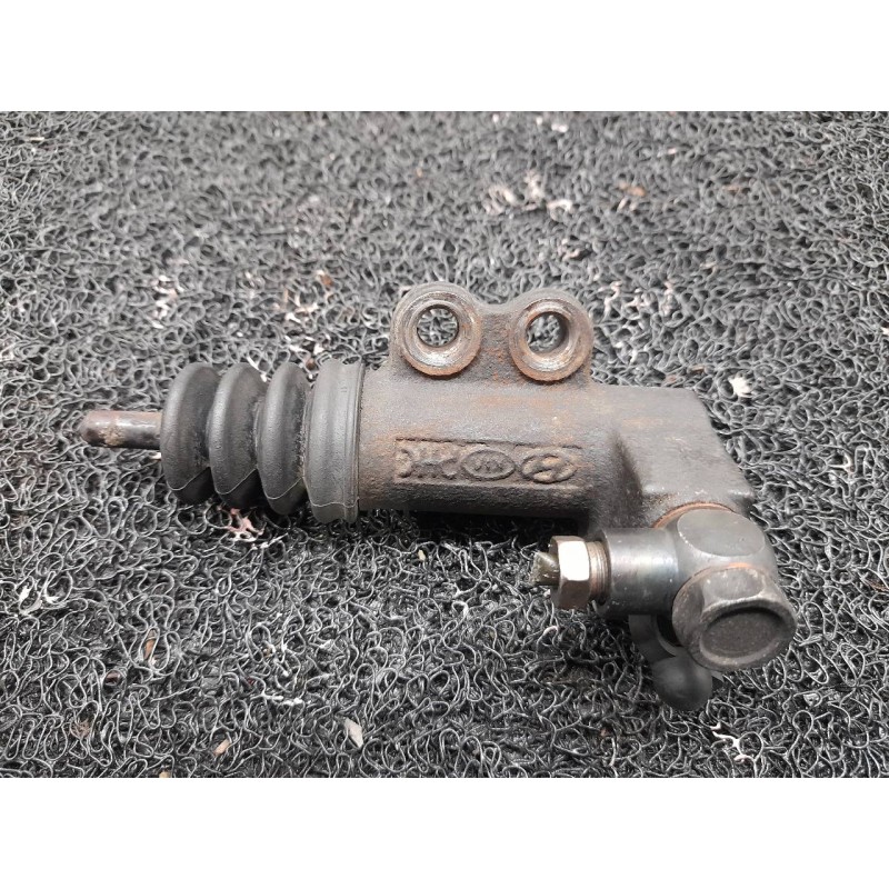 Recambio de bombin embrague para kia rio 1.6 ex2 referencia OEM IAM 2