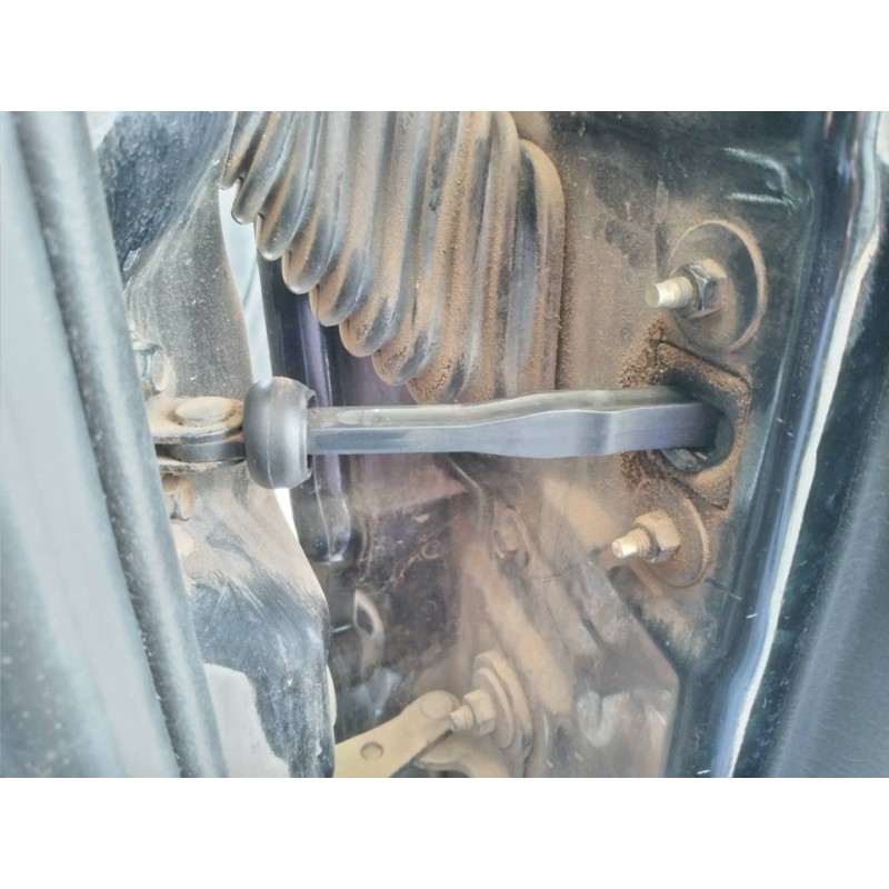 Recambio de retenedor puerta trasera derecha para chrysler jeep cherokee (kj) 2.5 crd sport referencia OEM IAM   