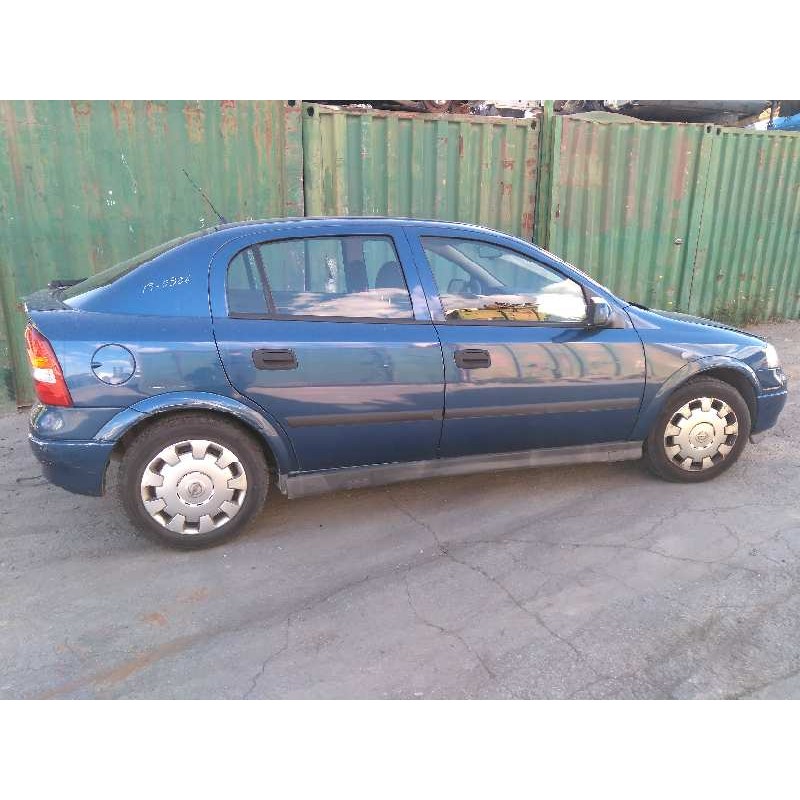 opel astra g berlina del año 2002