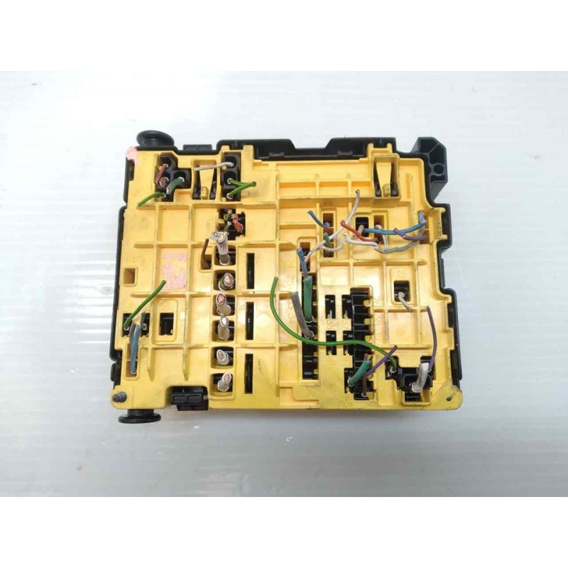 Recambio de caja reles / fusibles para citroën c3 feel referencia OEM IAM 9804848480 2