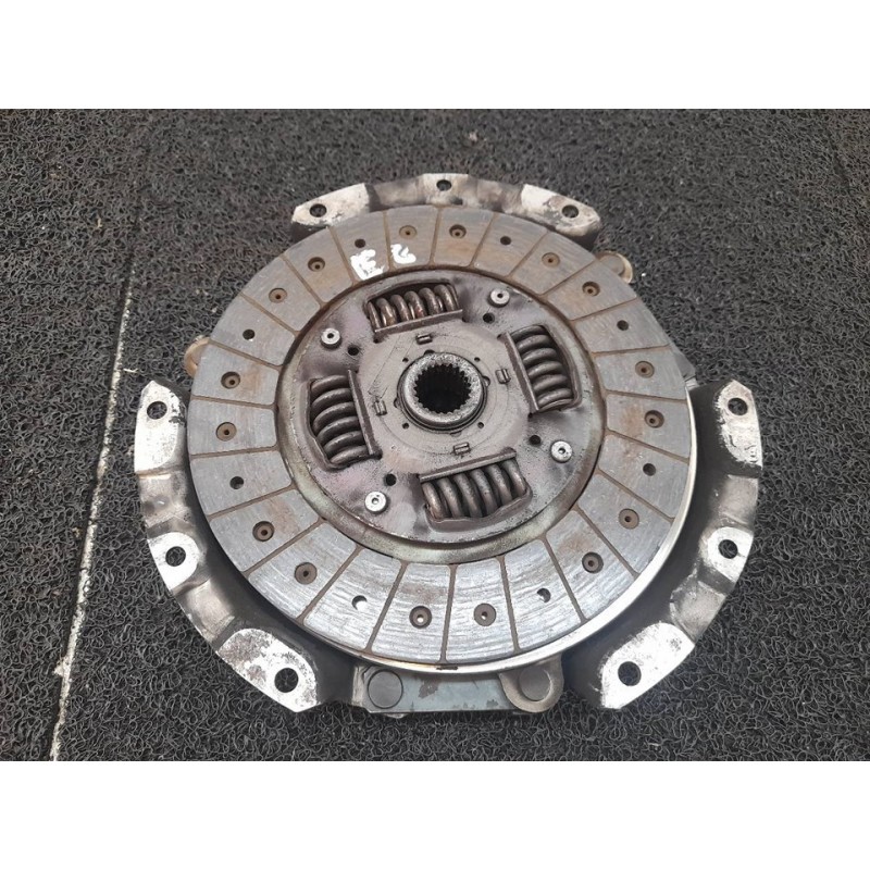 Recambio de kit embrague para mitsubishi montero (l040) 2500 td (2-ptas.) referencia OEM IAM 3J07 3