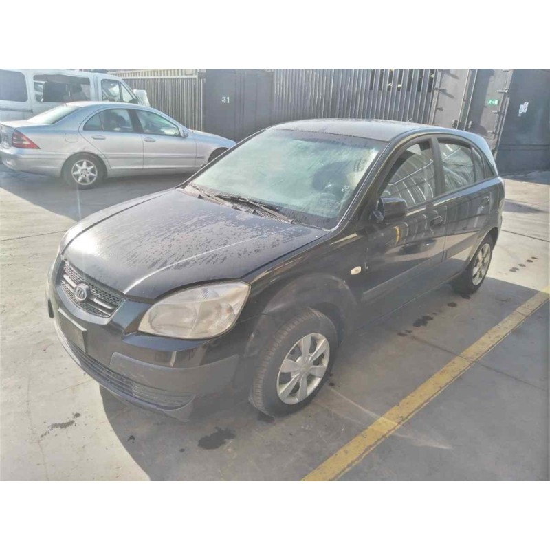kia rio del año 2005