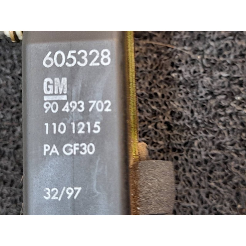 Recambio de cerradura puerta delantera derecha para opel sintra gls referencia OEM IAM 90493702 - Negro 2