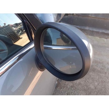 RETROVISOR DERECHO 