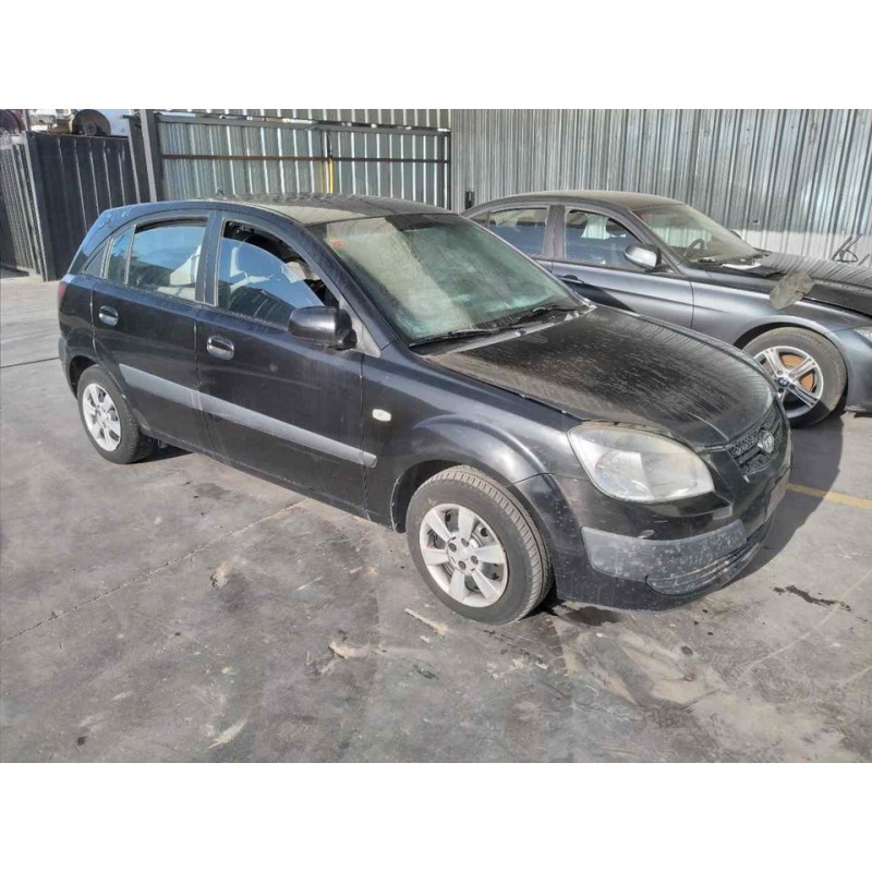 kia rio del año 2005