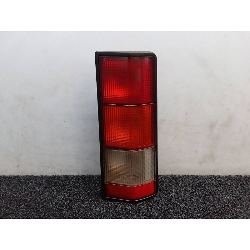Recambio de piloto trasero derecho para renault rapid/express (f40) 1.3 básico familiar / rl (f406) referencia OEM IAM   