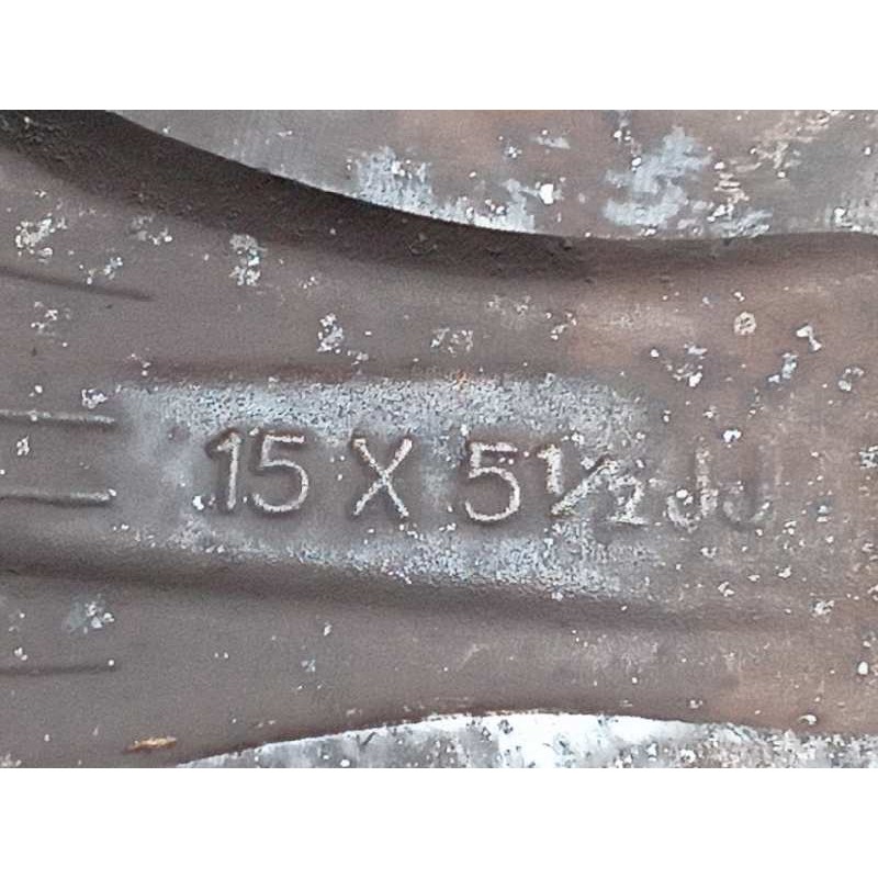 Recambio de llanta para suzuki swift berlina (mz) glx (3-ptas.) referencia OEM IAM 15X1/2JJ - Rojo 2
