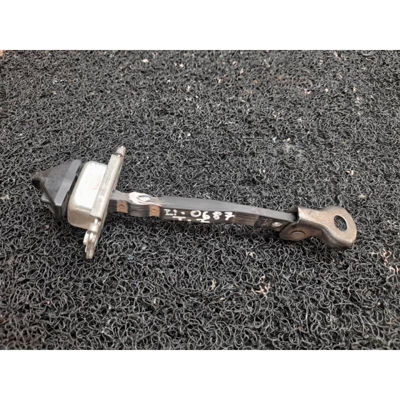 Recambio de retenedor puerta trasera izquierda para mazda 3 lim. (bl) active referencia OEM IAM - Blanco 2