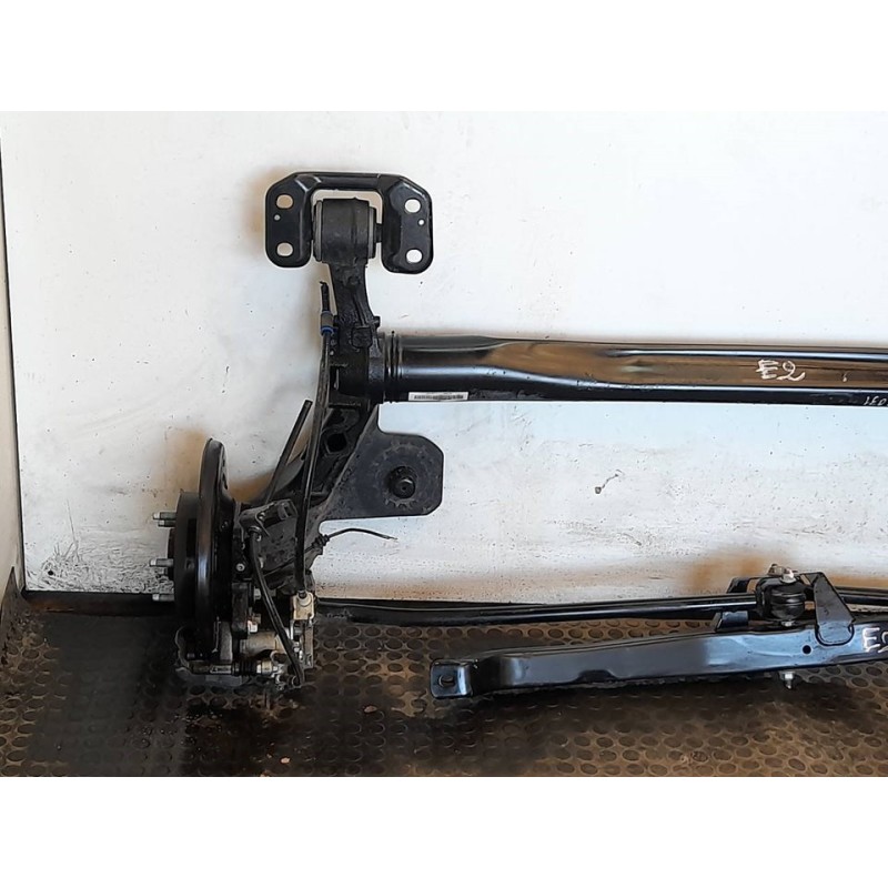Recambio de puente trasero para opel zafira tourer selective referencia OEM IAM 5