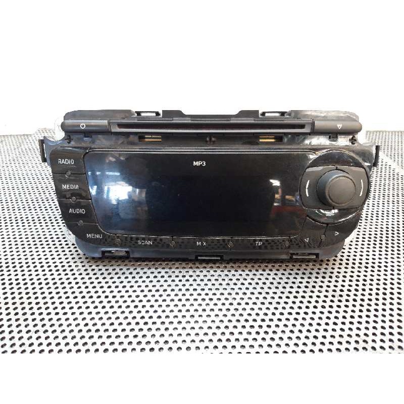 Recambio de sistema audio / radio cd para seat ibiza st (6j8) reference referencia OEM IAM 6J1035153E  