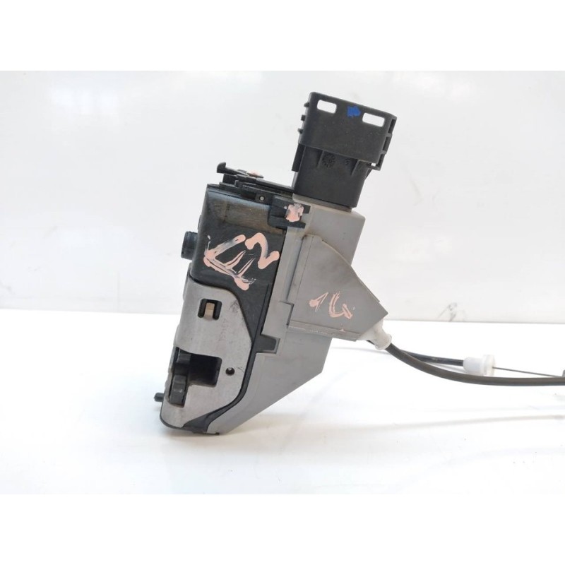 Recambio de cerradura puerta trasera derecha para peugeot 308 sw sport referencia OEM IAM 567164  