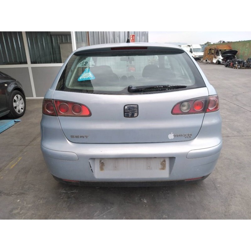 seat ibiza (6l1) del año 2002