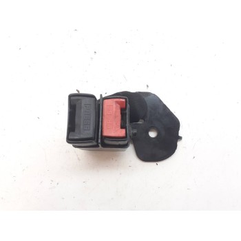 ENGANCHE CINTURON TRASERO IZQUIERDO 63042 