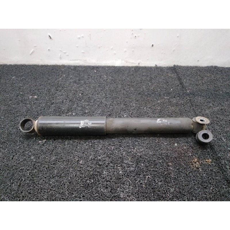 Recambio de amortiguador trasero izquierdo para nissan serena (c23m) 2.3 lx diesel referencia OEM IAM   