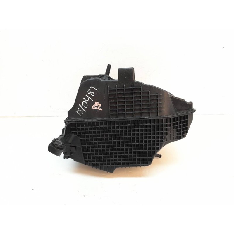 Recambio de filtro aire para renault clio iv authentique referencia OEM IAM H8201173592 - Blanco 2