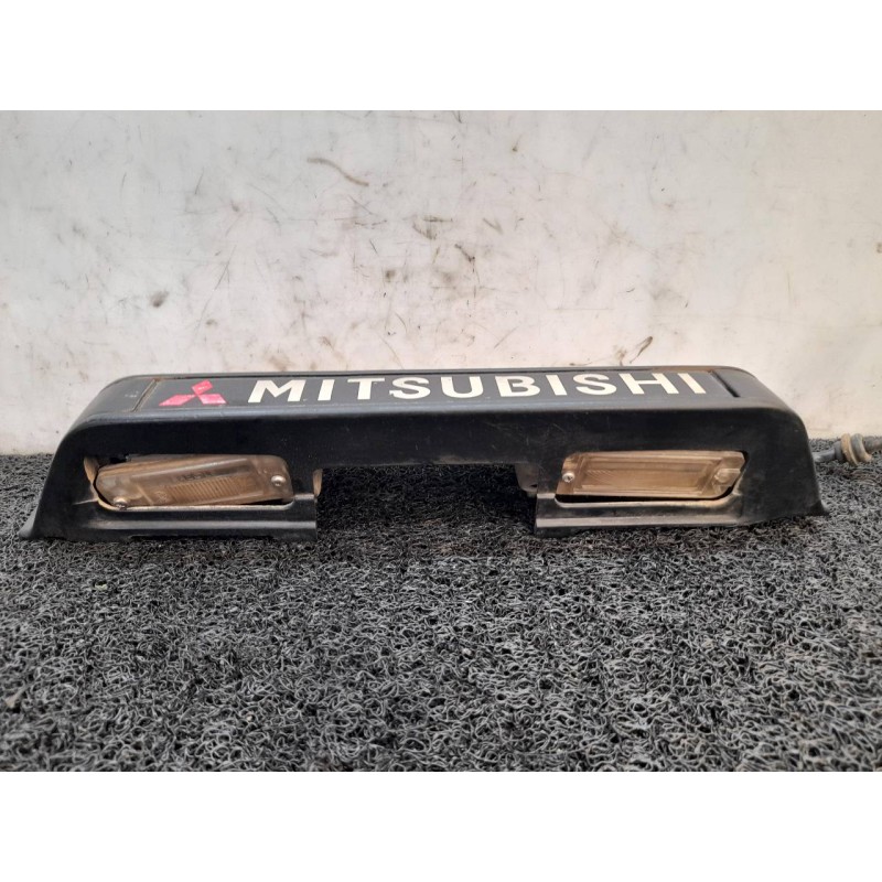 Recambio de molduras traseras para mitsubishi montero (v20/v40) 2500 td gls (2-ptas.) referencia OEM IAM - Gris 2