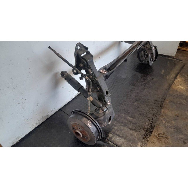 Recambio de puente trasero para opel astra h berlina enjoy referencia OEM IAM 3