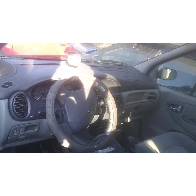 renault scenic (ja..) del año 2002
