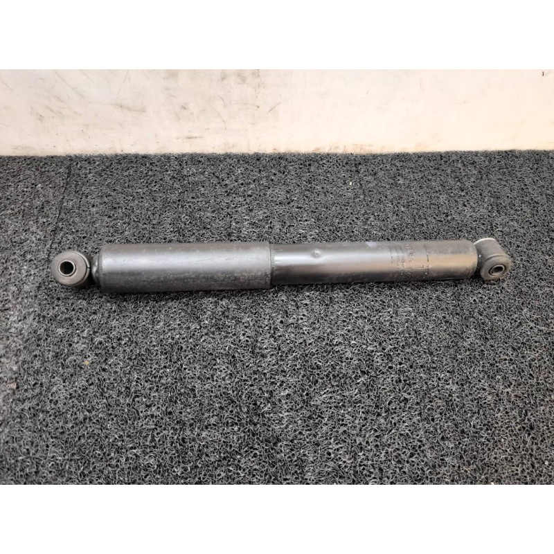 Recambio de amortiguador trasero derecho para chrysler voyager (rg) 2.5 crd se referencia OEM IAM   