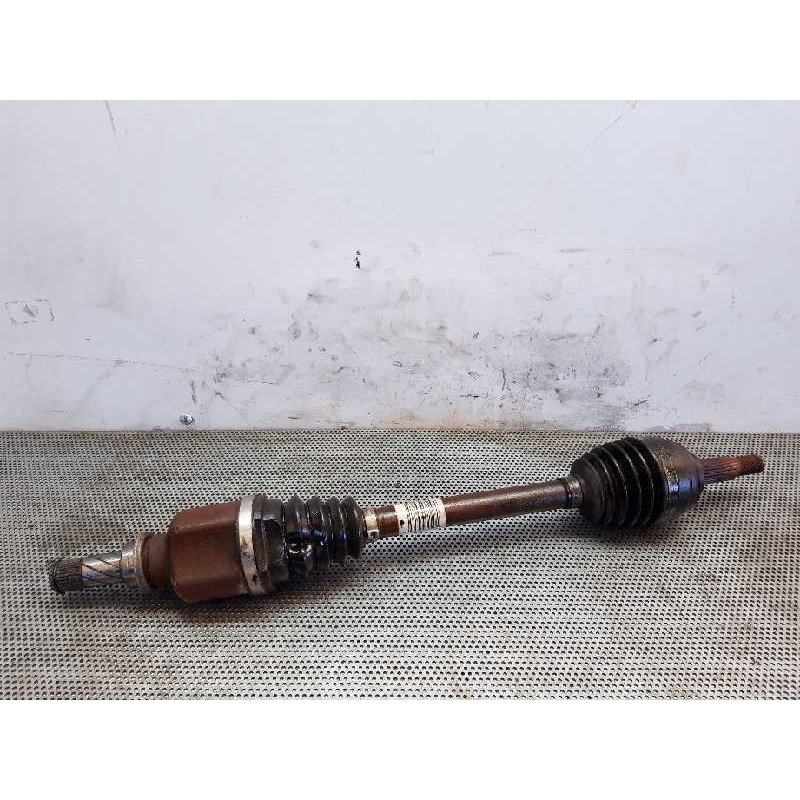 Recambio de transmision delantera izquierda para renault clio iii 1.5 dci diesel cat referencia OEM IAM 8200499585  