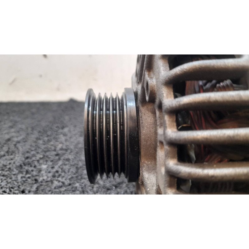 Recambio de alternador para opel astra h berlina enjoy referencia OEM IAM 0124425024 55556069 2