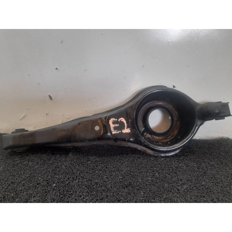 Recambio de brazo suspension inferior trasero izquierdo para mazda 3 lim. (bl) active referencia OEM IAM 20090703AC1  