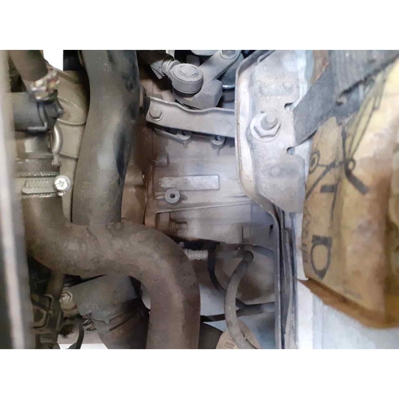 Recambio de caja cambios para fiat 500 l (330) trekking referencia OEM IAM - Amarillo 3