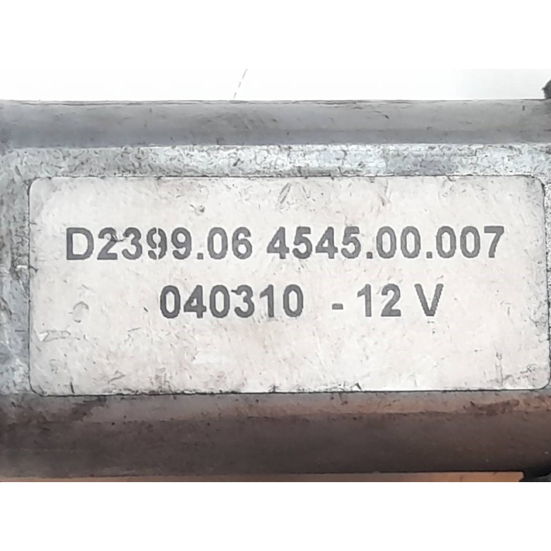 Recambio de elevalunas delantero derecho para seat toledo (1l) sxe referencia OEM IAM D239906 040310 4