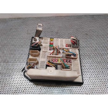 CAJA RELES / FUSIBLES 