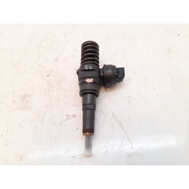 Recambio de inyector para seat ibiza (6l1) reference referencia OEM IAM 0414720313 038130073BN BOSCH