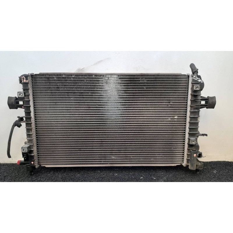 Recambio de radiador agua para opel astra h berlina enjoy referencia OEM IAM 13128801 2