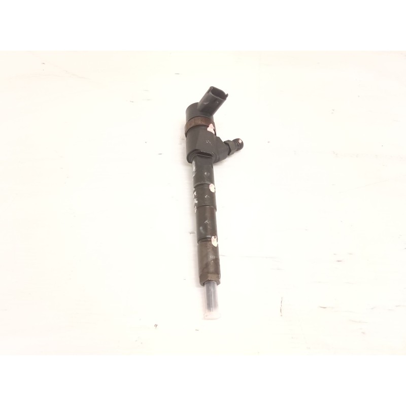 Recambio de inyector para opel insignia berlina essentia referencia OEM IAM 0445110327  