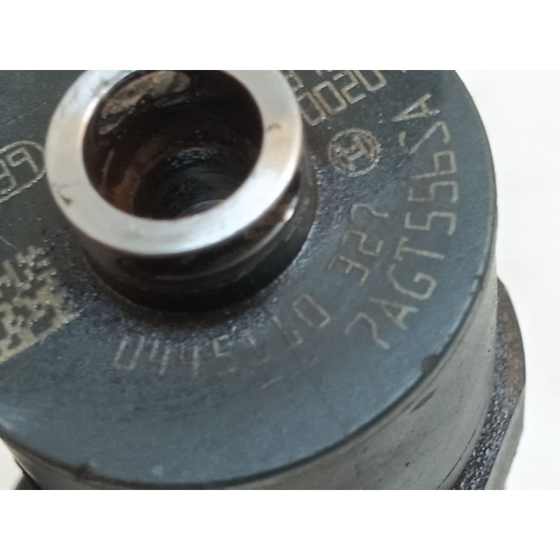 Recambio de inyector para opel insignia berlina essentia referencia OEM IAM 0445110327 2