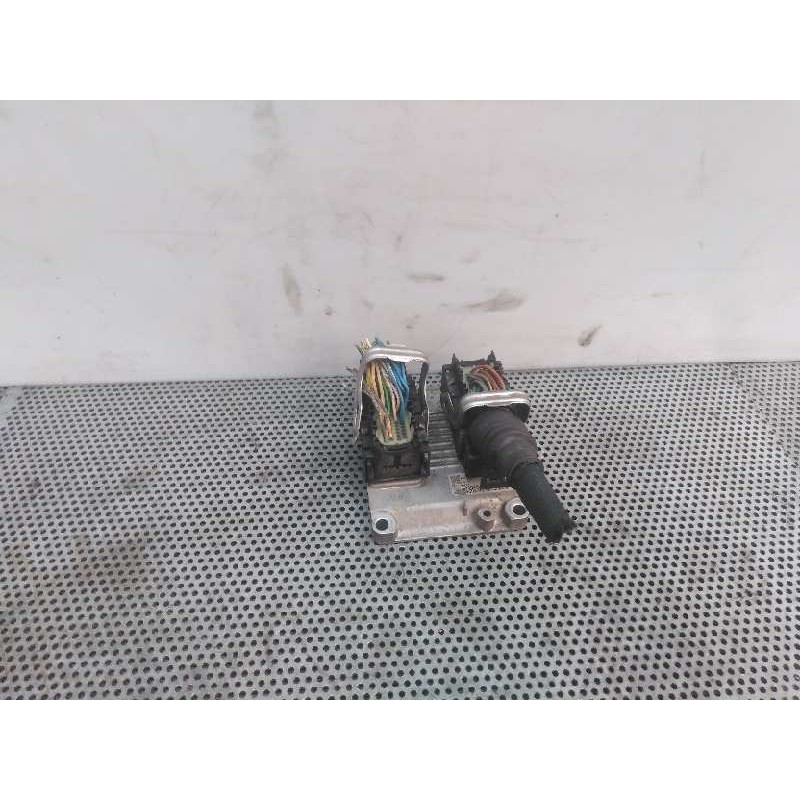 Recambio de centralita motor uce para alfa romeo 147 (190) 1.6 t.spark distinctive referencia OEM IAM 0261206715  