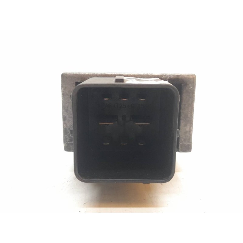 Recambio de caja precalentamiento para nissan nv 200 (m20) evalia premium referencia OEM IAM 110678071R 4