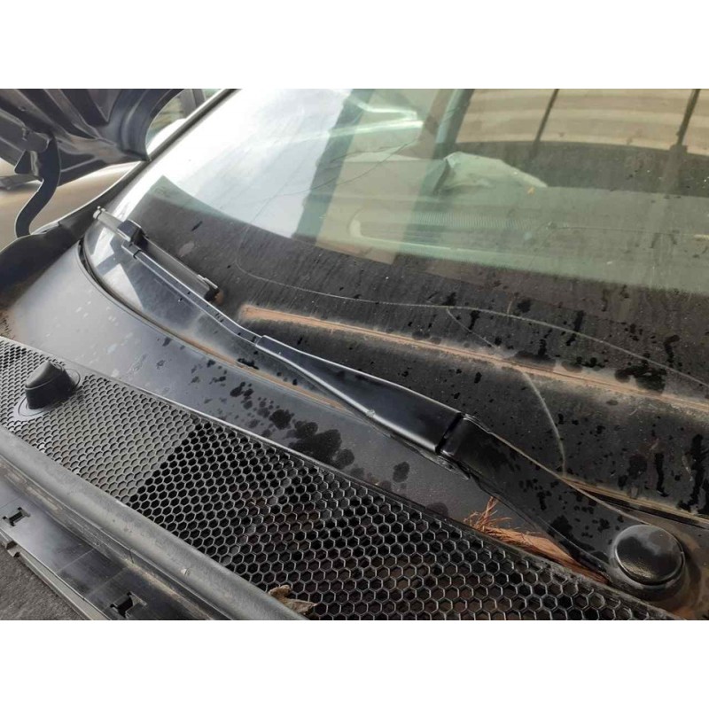 Recambio de brazo limpia delantero derecho para peugeot 308 style referencia OEM IAM   