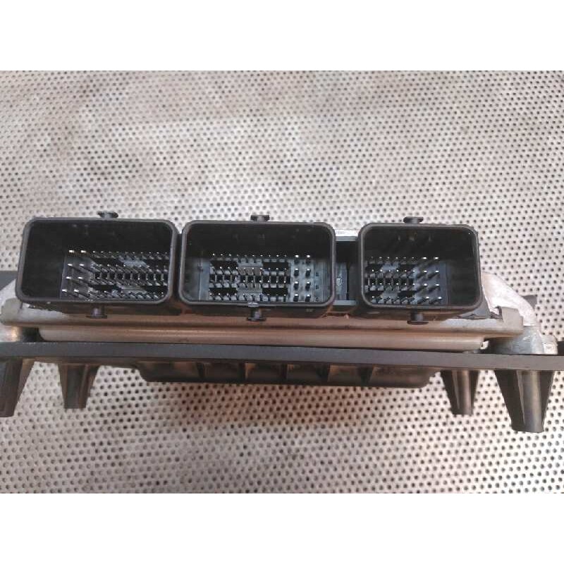 Recambio de centralita motor uce para citroën c5 berlina exclusive referencia OEM IAM SW9662273580 2