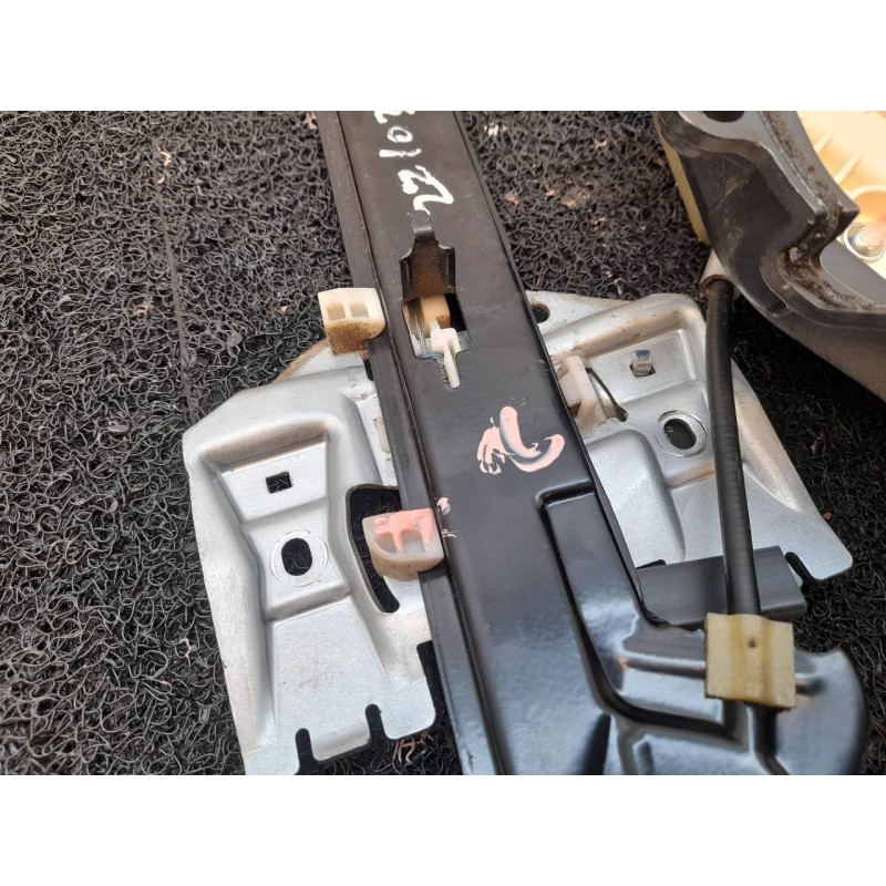 Recambio de elevalunas trasero derecho para seat leon (1p1) reference referencia OEM IAM 1K0959704N 2