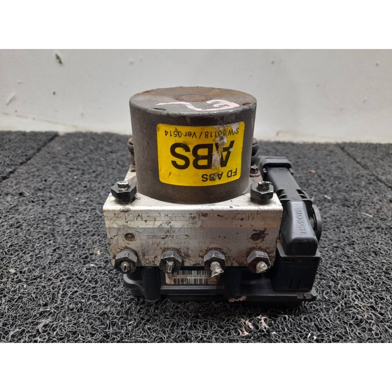 Recambio de abs para hyundai i30 classic referencia OEM IAM 0265231956 0265800639 BOSCH