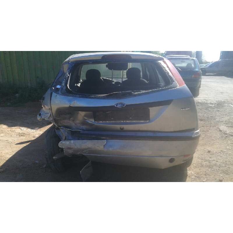 ford focus berlina (cak) del año 2004