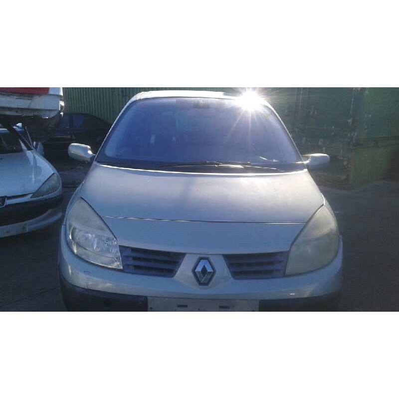 renault scenic ii del año 2004