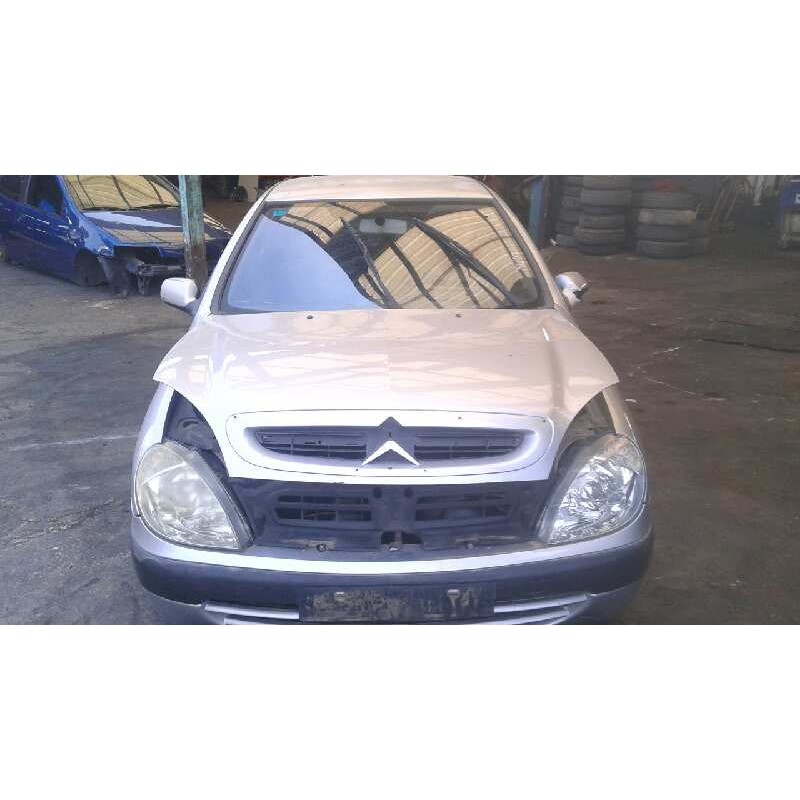 citroën xsara berlina del año 2001