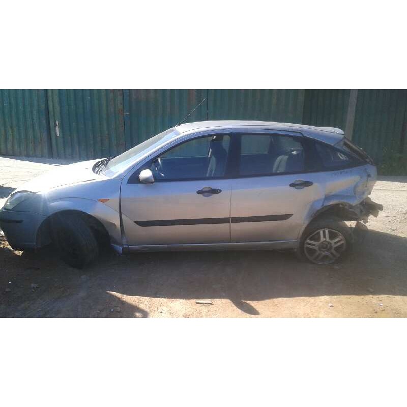 ford focus berlina (cak) del año 2004