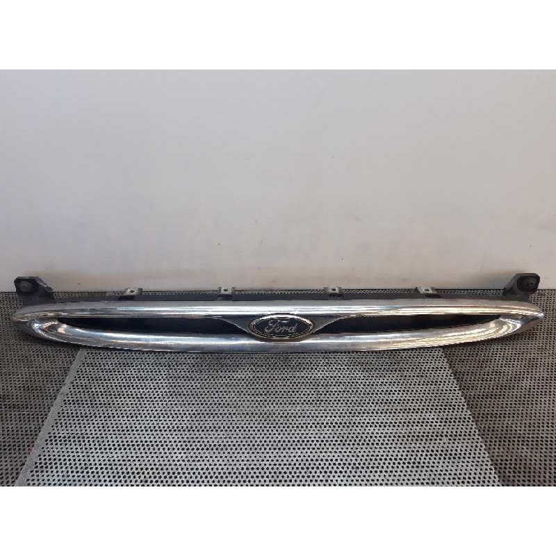 Recambio de rejilla delantera para ford escort berl./turnier ghia berlina referencia OEM IAM   
